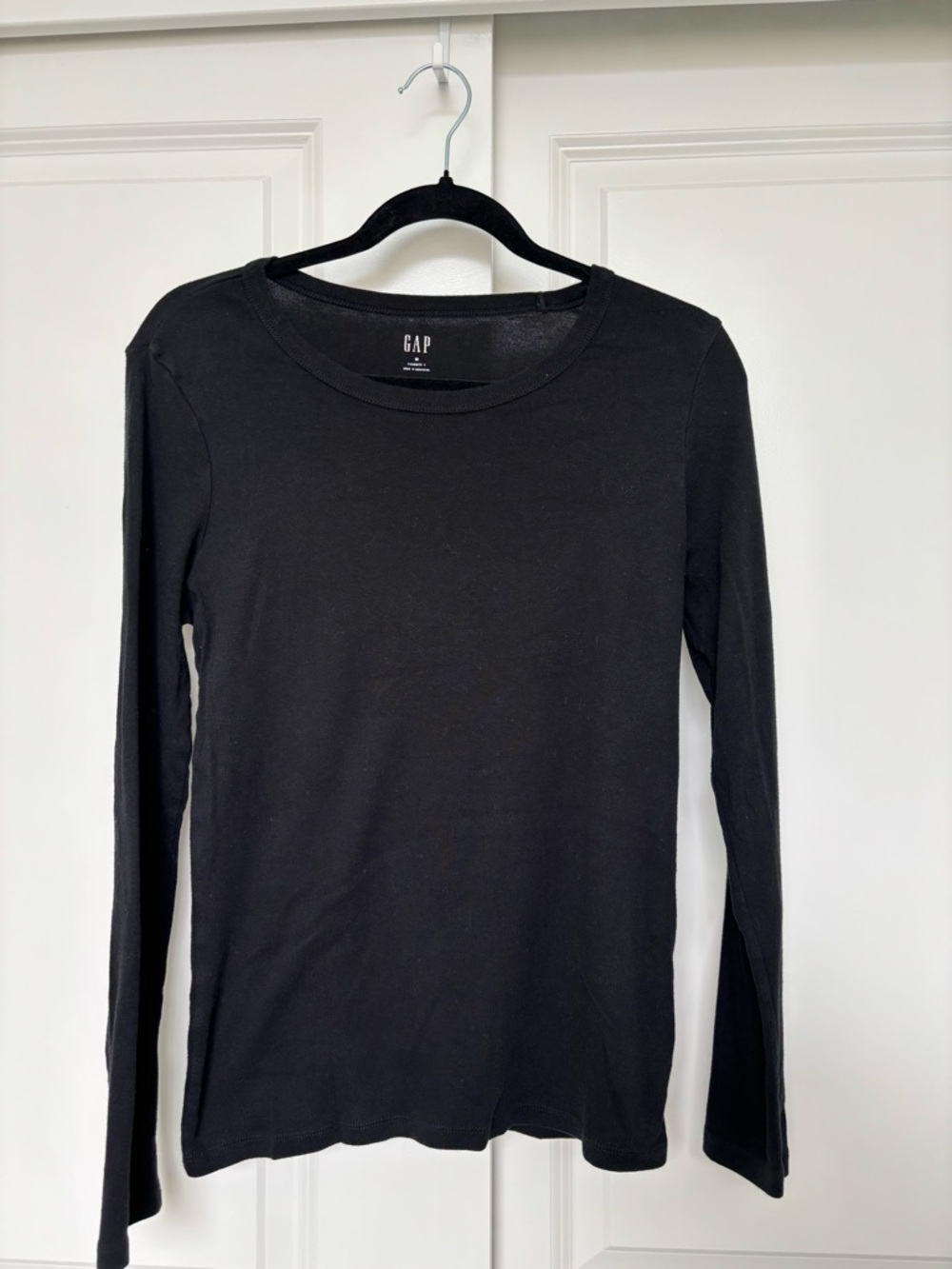 GAP Black Long Sleeve Shirt Size M